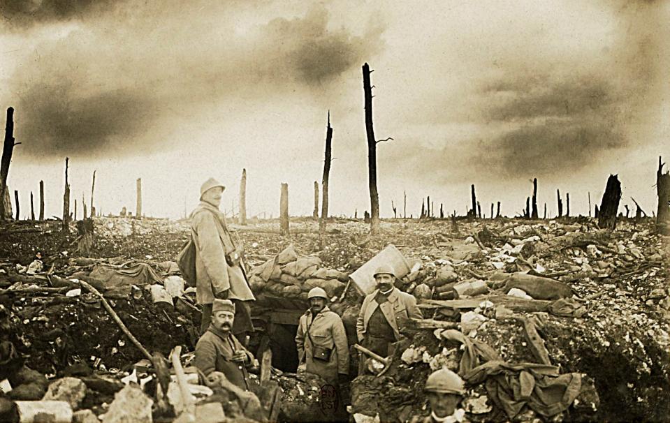 Recueil. Bataille de Verdun ; Charles Mangin [ancien possesseur] ; 1916-1917 - Source BnF.